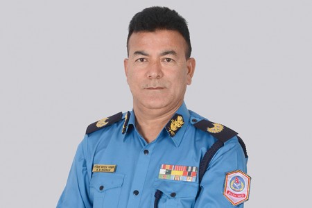 महिला सांसद् माथी हातपात गर्ने डीआईजी धानुकलाई निलम्बन गर्न माग